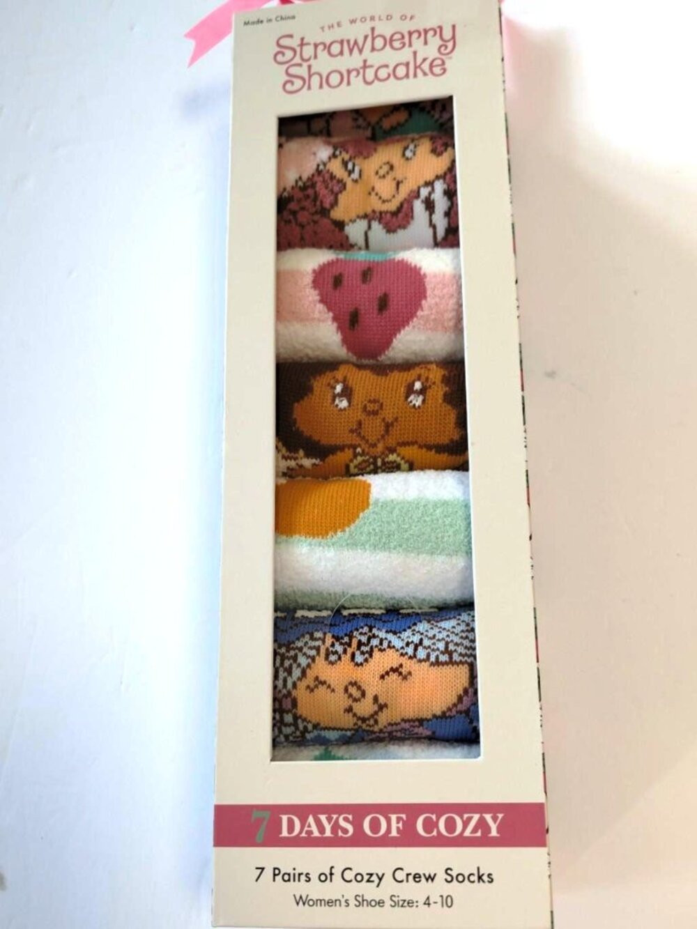Strawberry Shortcake Women's Cozy Crew Socks 7 Pack Gift Box - New / Sealed